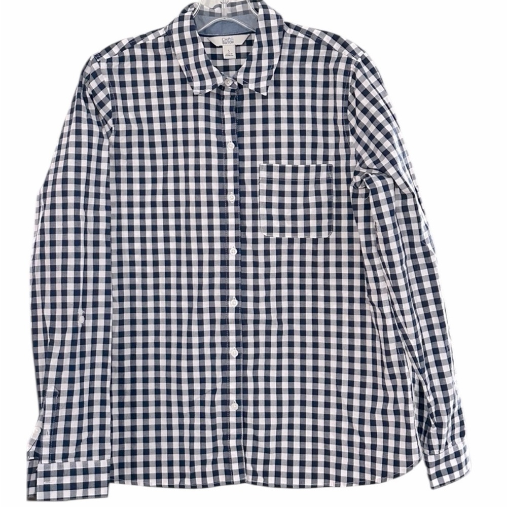 Croft & Barrow Woman’s 1 Pocket Button Down Shirt - Size Small - Pre-Loved